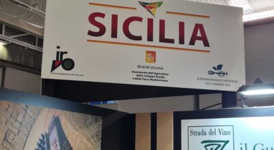 NUOVA TAPPA INTERNAZIONALE PER LA SICILIA: IRVO PRESENTE AL FINE WINE TOURISM MARKET PLACE IN SPAGNA PER RAFFORZARE IL POSIZIONAMENTO DELL’ISOLA COME REGIONE EUROPEA DELLA GASTRONOMIA 2025